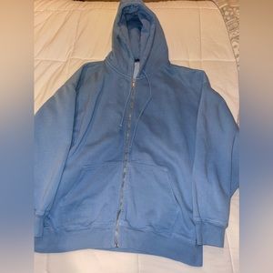 Blue brandy sweatshirt. Oversized, very comfortable!